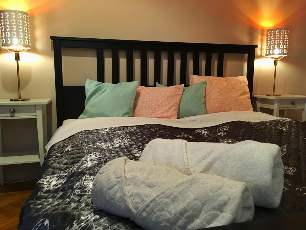 Diamonds Apartment With 2 Rooms Near Guzsdu Udvar Boedapest Buitenkant foto